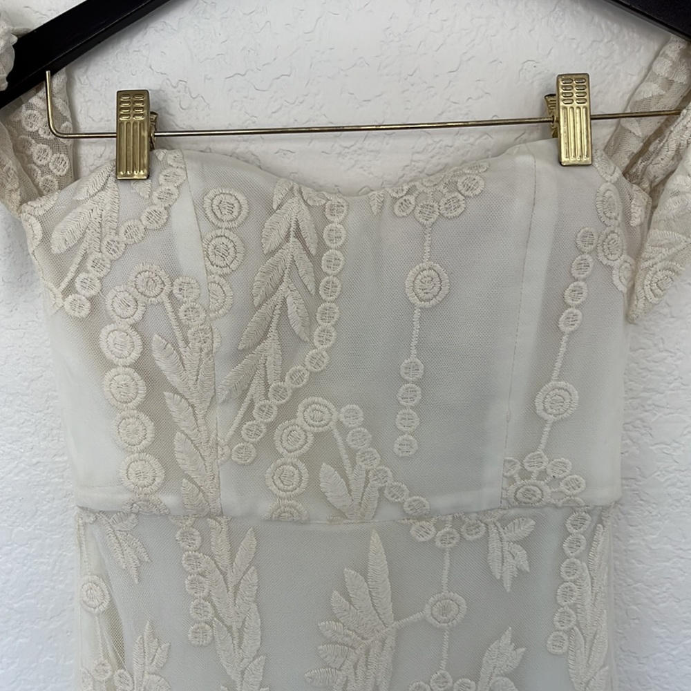 Line & Dot Cream lace midi dress size XS with shoulder tie straps